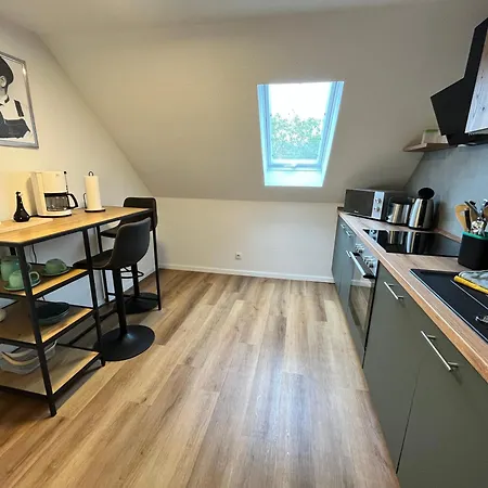 3 Sz - Lichtenberg Apartment
